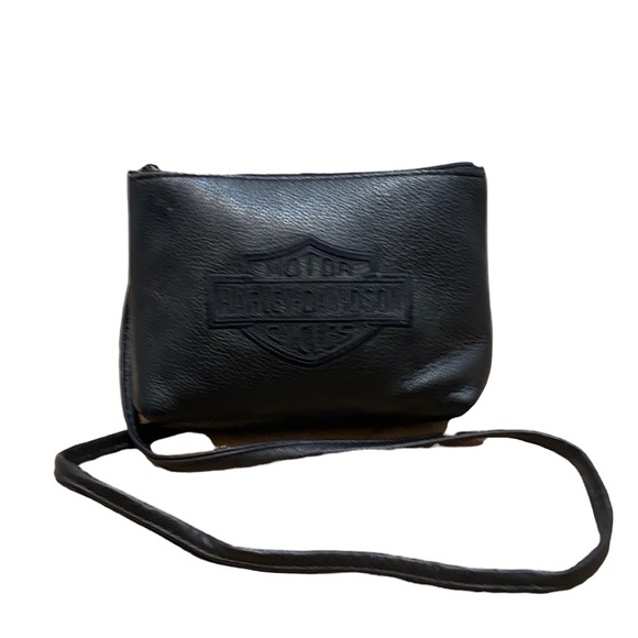 HarleyDavidson Bags Harley Davidson Pebble Black Leather Cross